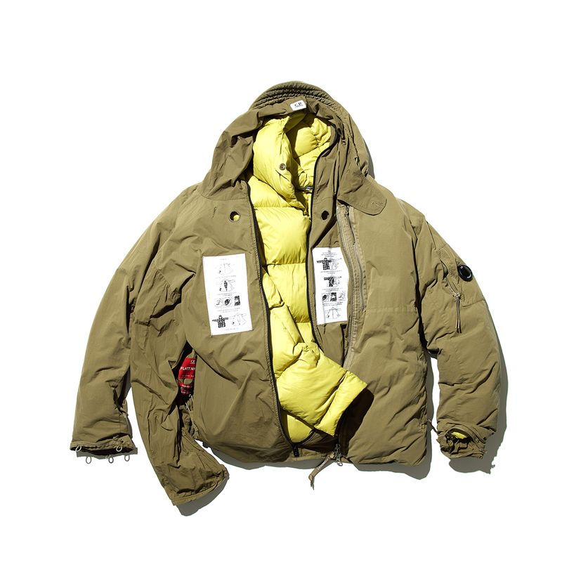 c,p,company 薄手ナイロンジャケット L シルバーグレー タグ付 c,p,company 薄手ナイロンジャケット L シルバーグレー タグ付