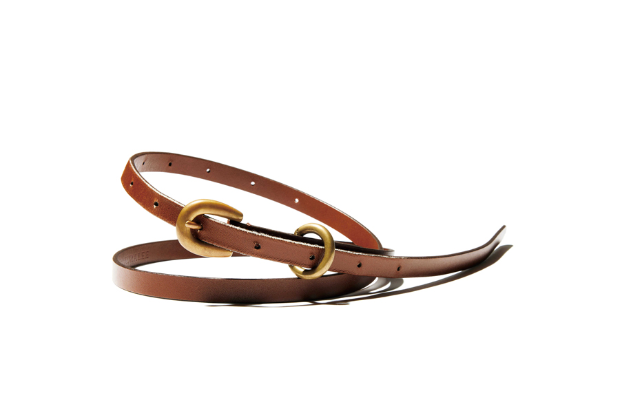 129 AURALEE Leather Narrow Belt | Silver Magazine